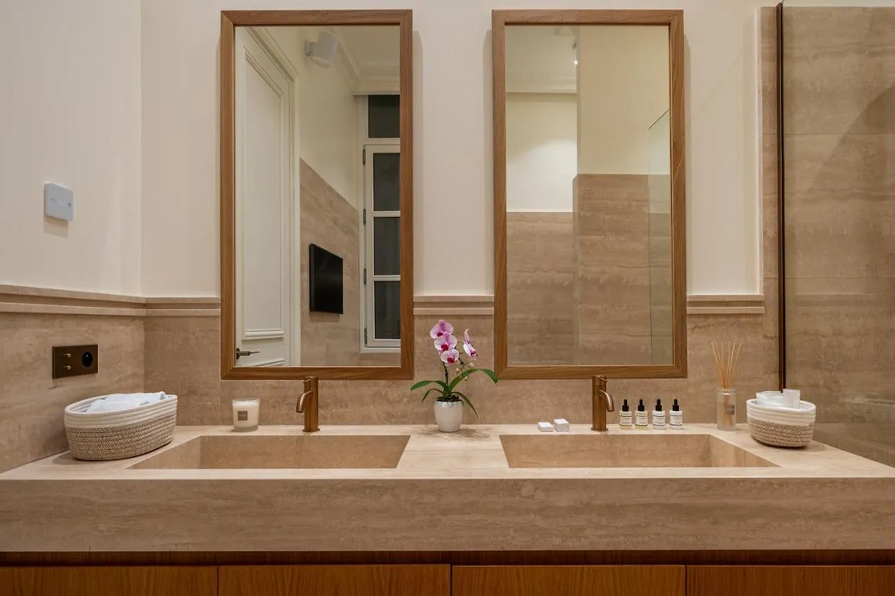 Appartement Avenue Montaigne - Paris Champs Elysees