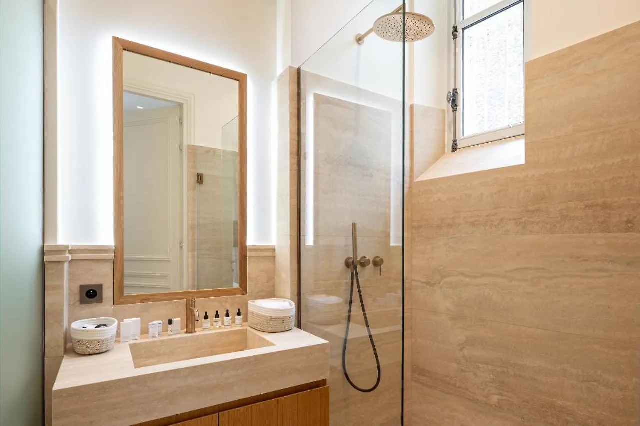 Appartement Avenue Montaigne - Paris Champs Elysees 0*,