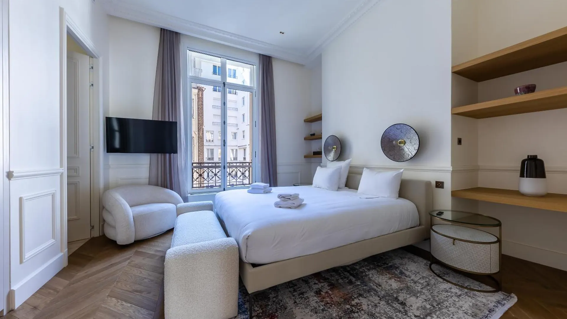 Appartement Avenue Montaigne - Paris Champs Elysees France