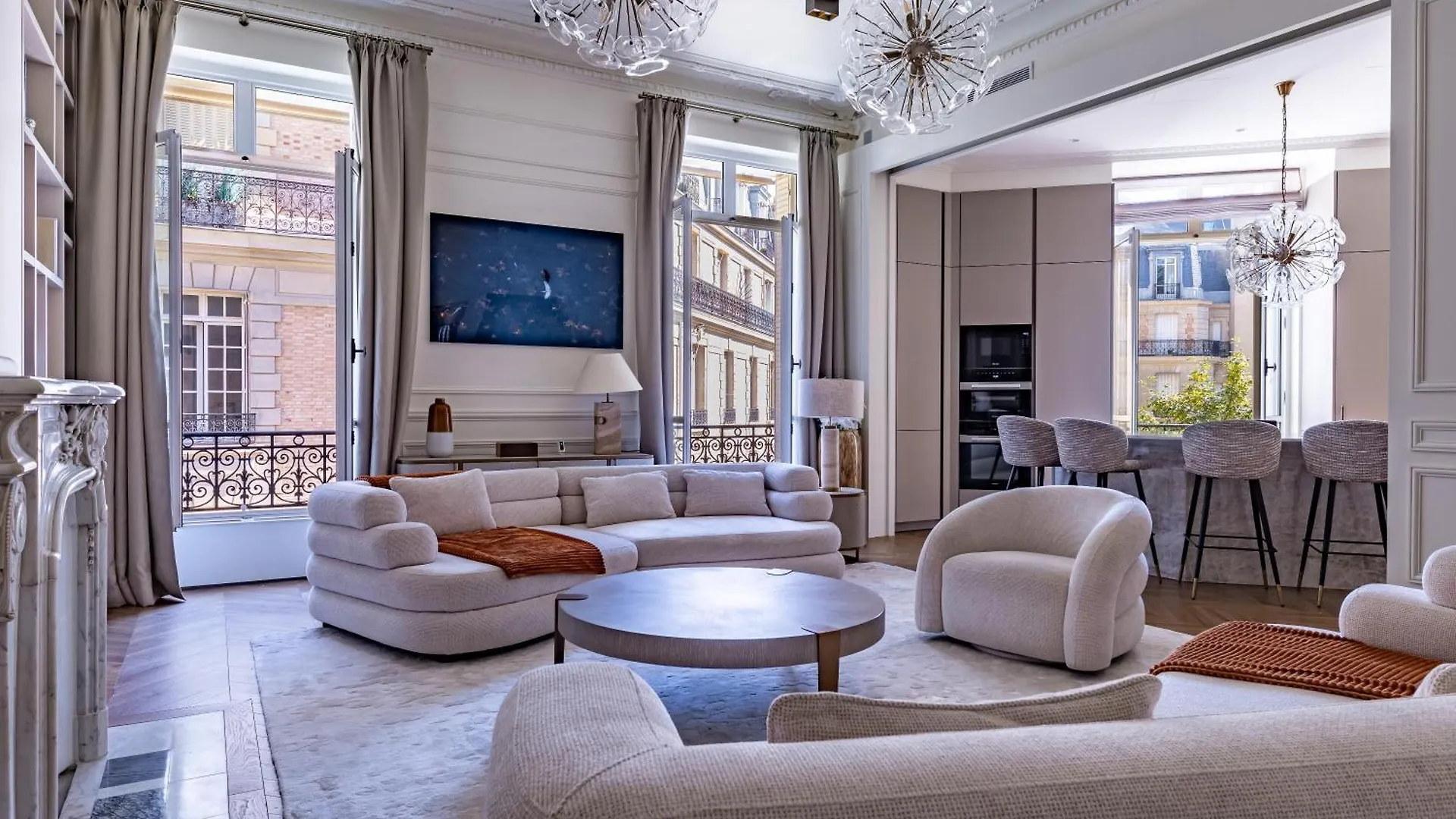 Appartement Avenue Montaigne - Paris Champs Elysees 0*,  France