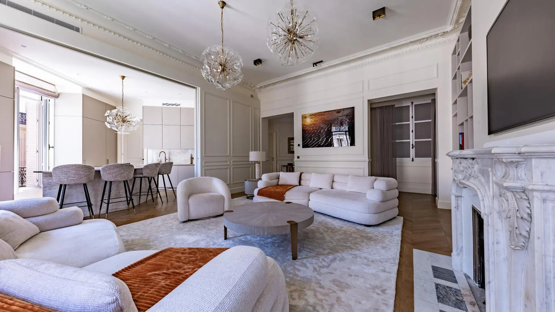 Appartement Avenue Montaigne - Paris Champs Elysees 0*,  France