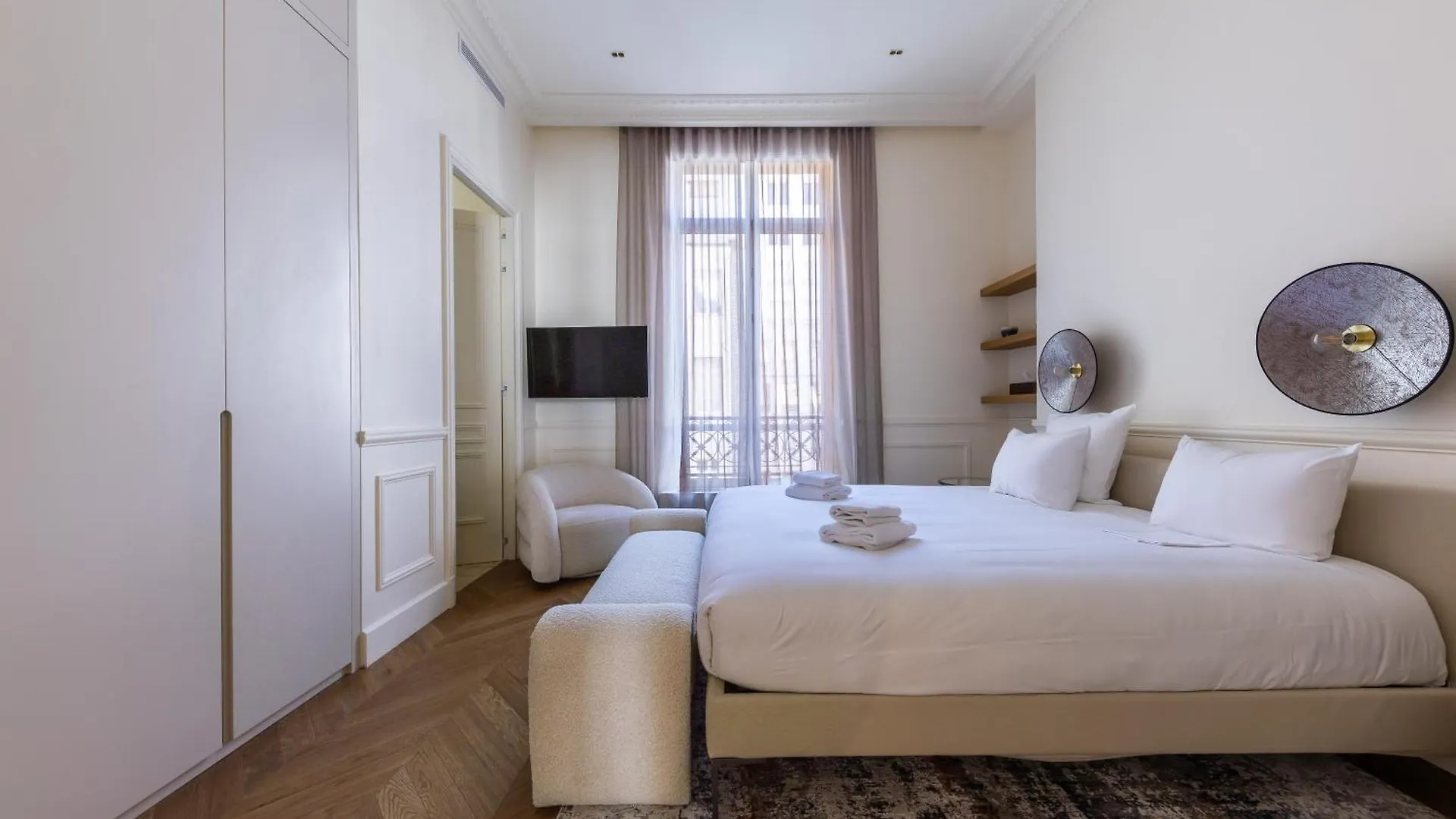 Apartment Appartement Avenue Montaigne - Paris Champs Elysees