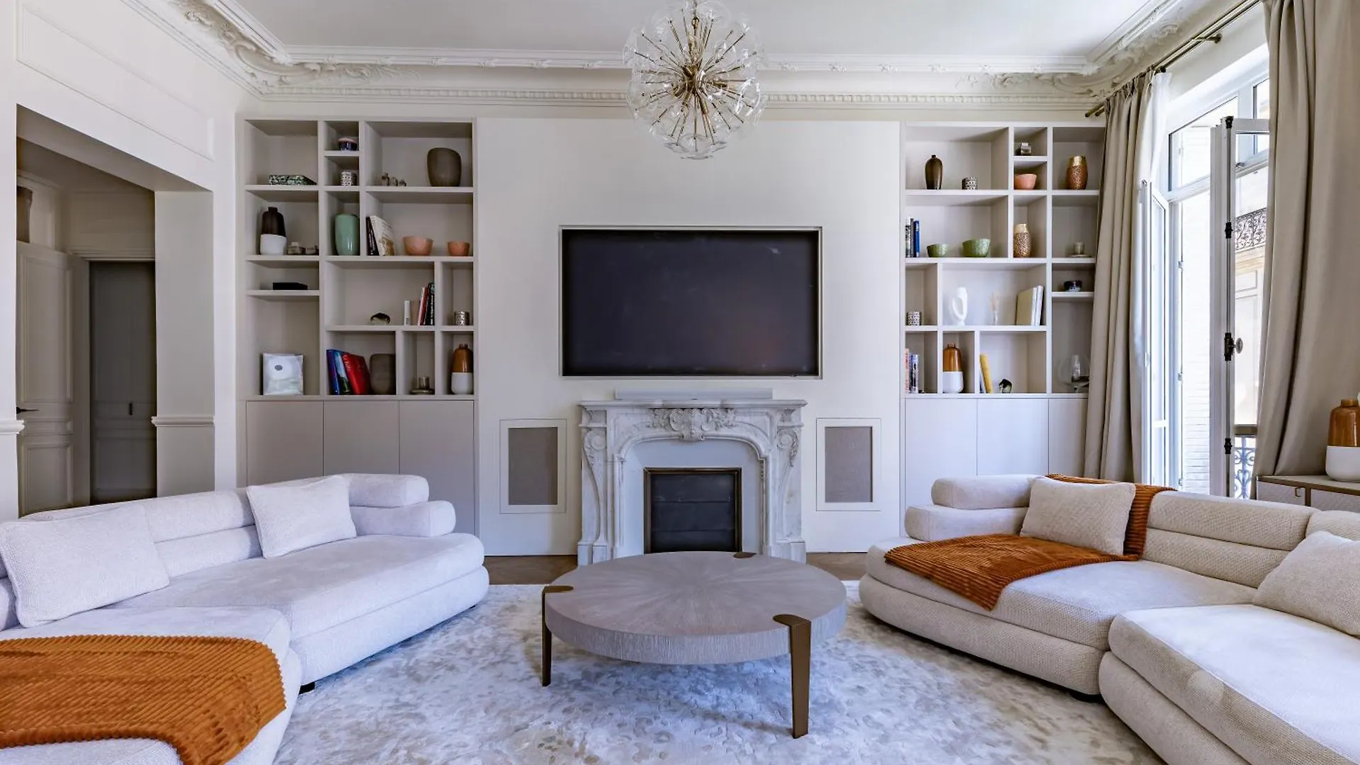 Appartement Avenue Montaigne - Paris Champs Elysees France