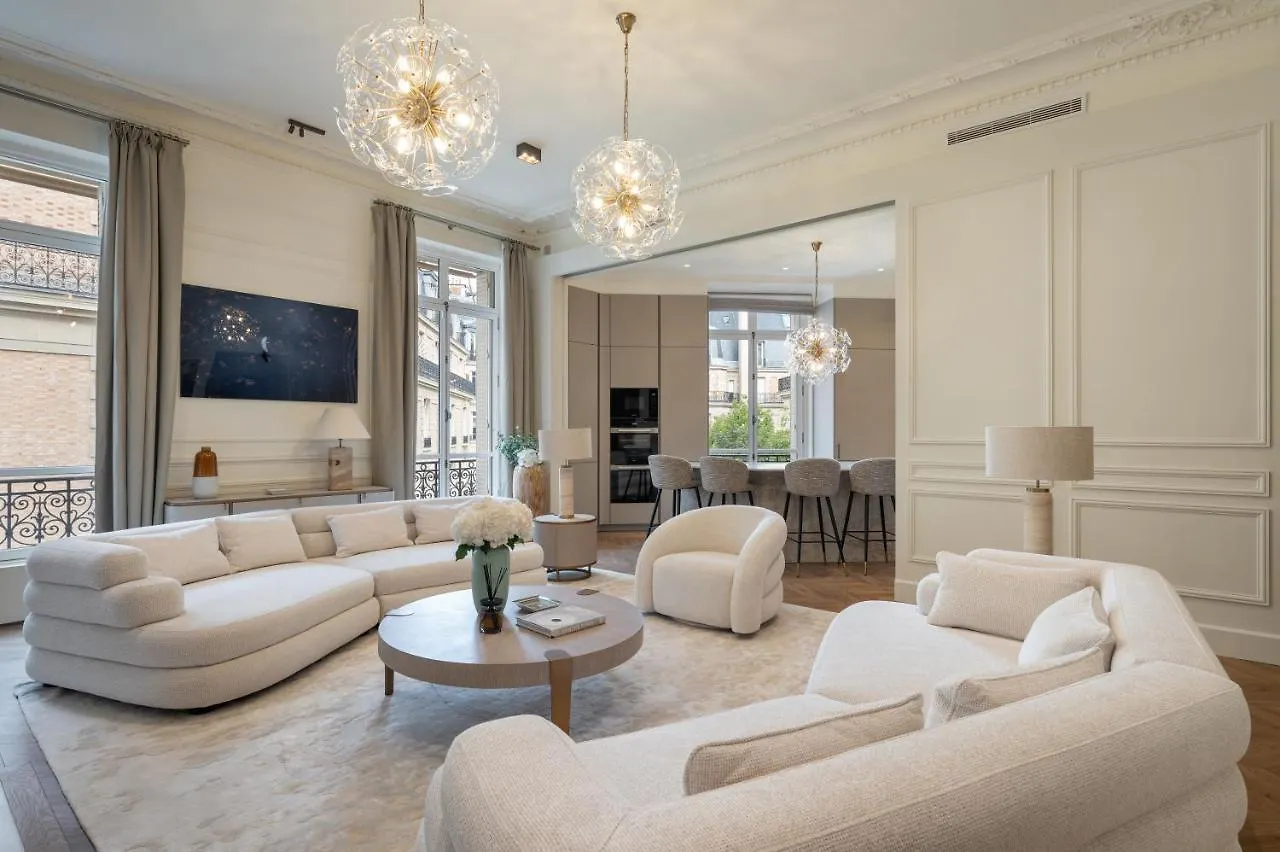 Appartement Avenue Montaigne - Paris Champs Elysees