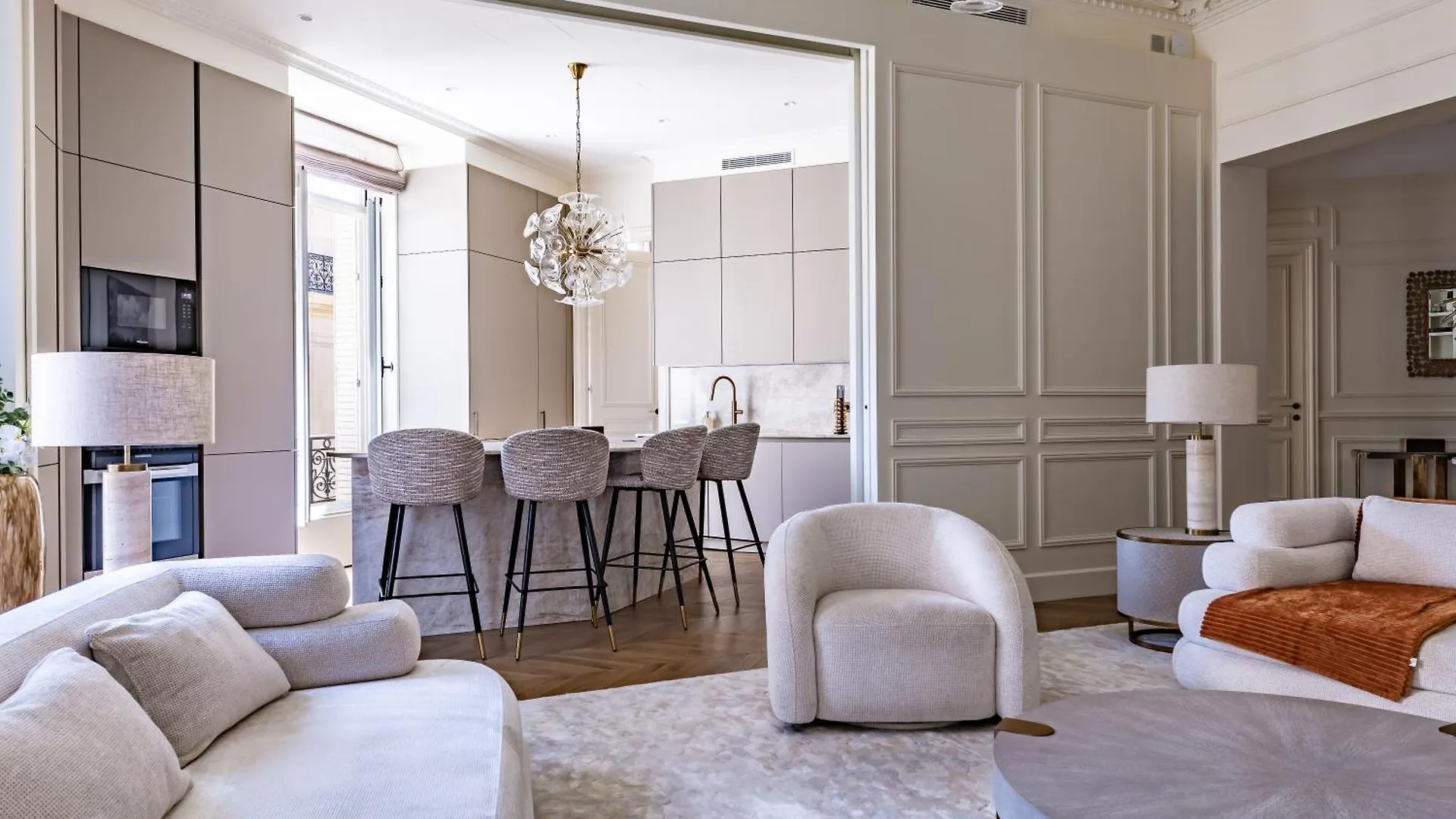 Apartment Appartement Avenue Montaigne - Paris Champs Elysees