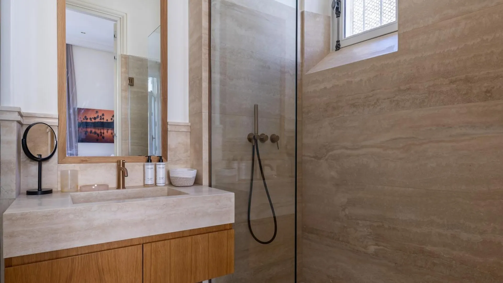 Appartement Avenue Montaigne - Paris Champs Elysees 0*,  فرنسا